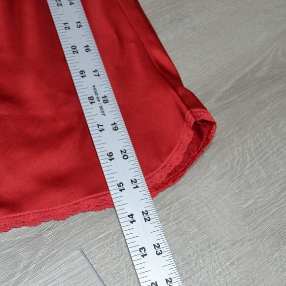 Warners Vintage Red Lace Camisole Tank Top Size 34 - Picture 7 of 9